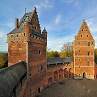 Binnenkoer van het middeleeuwse Kasteel van Beersel, België
