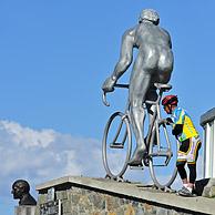 Bord met hellingshoek voor wielrenners op de Col du Tourmalet in de Pyreneeën, Frankrijk
<BR><BR>Zie ook www.arterra.be</P>